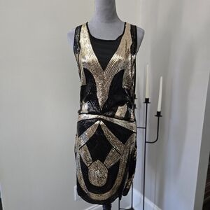 Elegant Black and Gold Sequin Dress